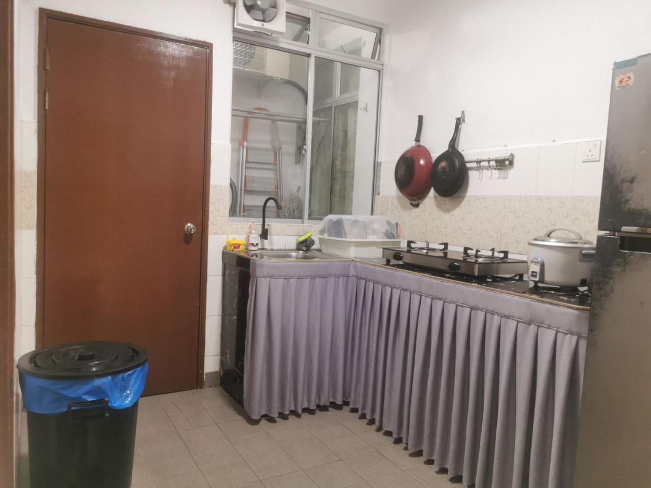 Putatan Platinum Apartment With Pool Kota Kinabalu Exterior foto
